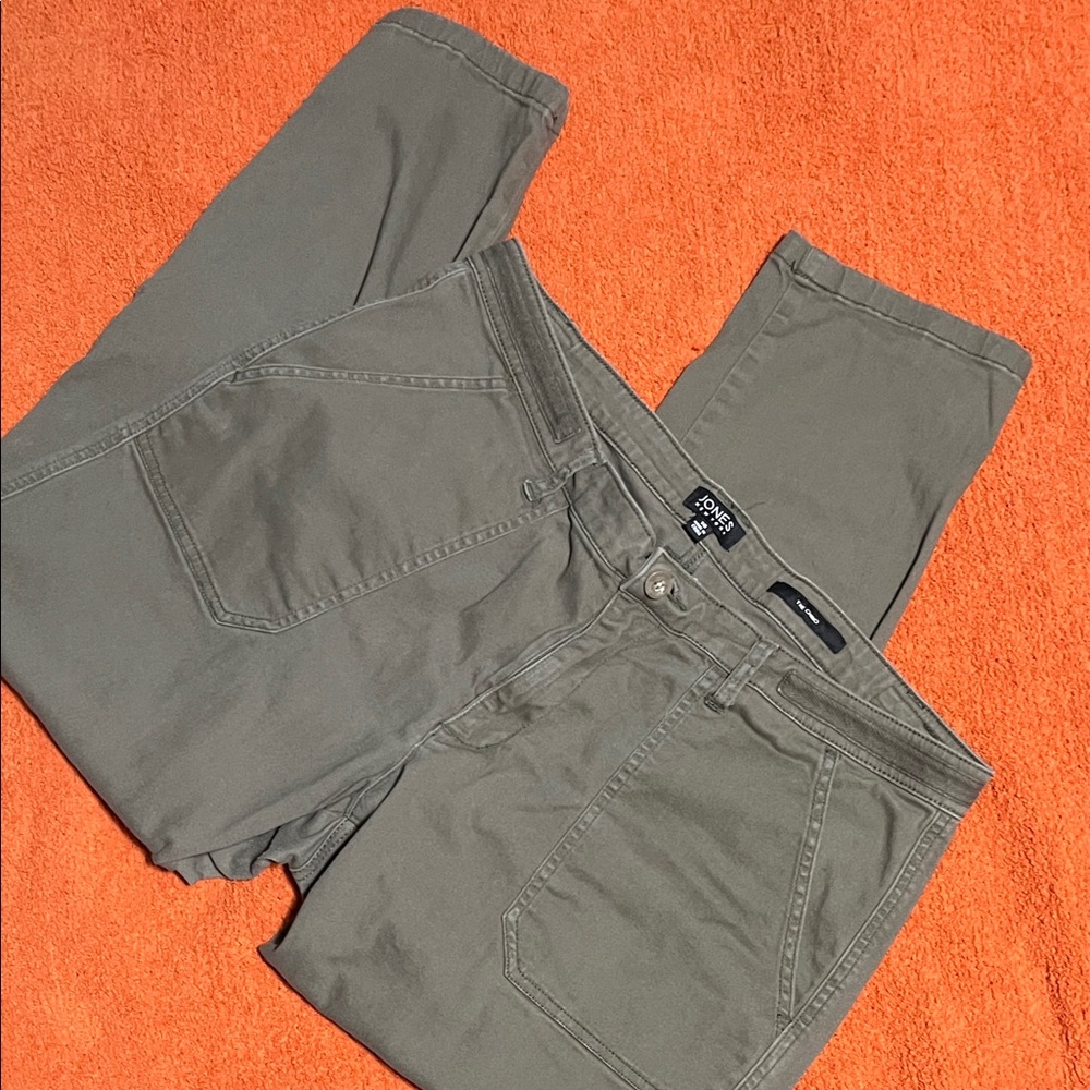 Jones New York Olive Chinos, size 16